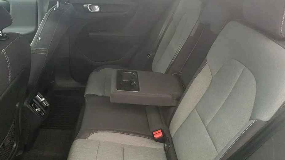 VOLVO XC40 -