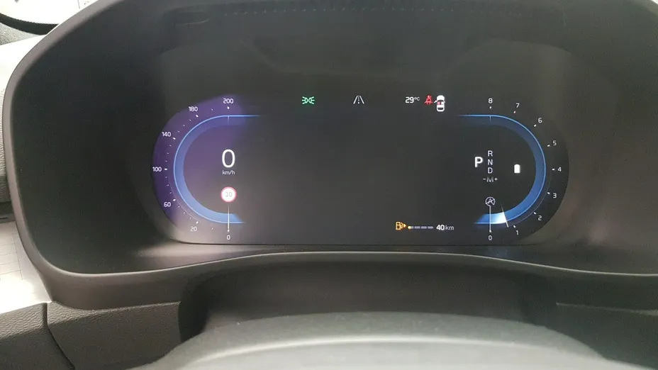 VOLVO XC40 -