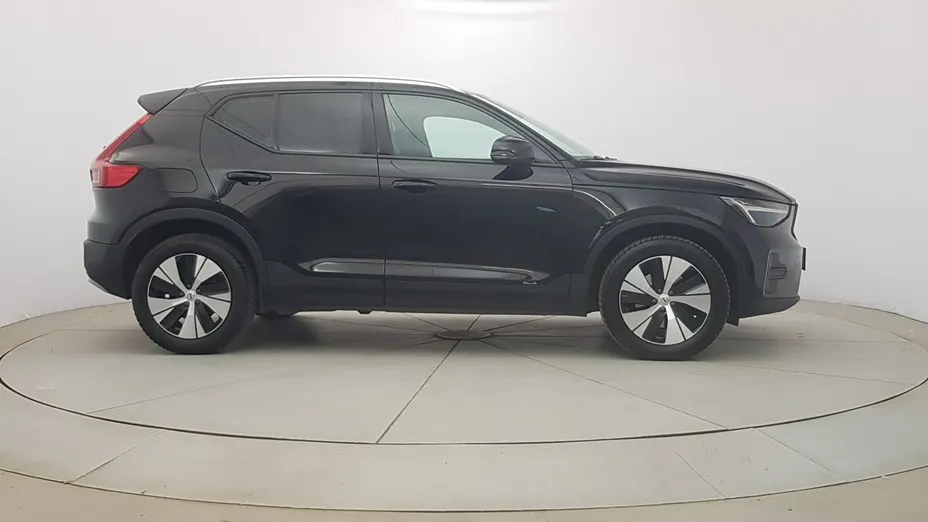 VOLVO XC40 -