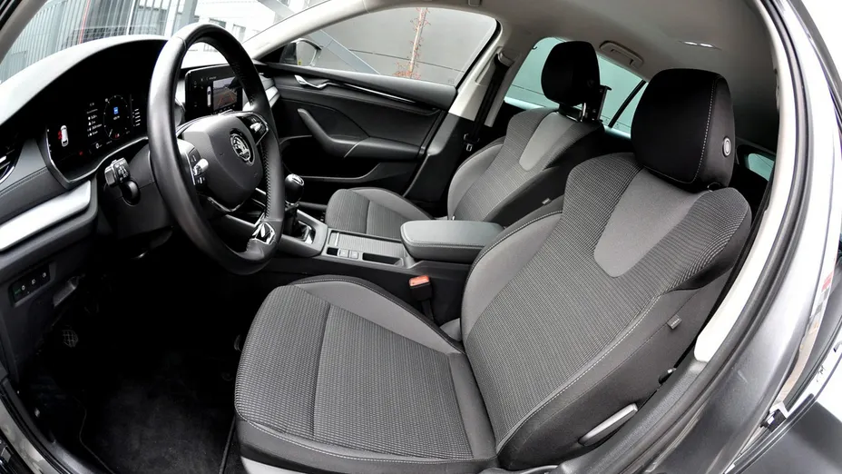 SKODA Octavia -