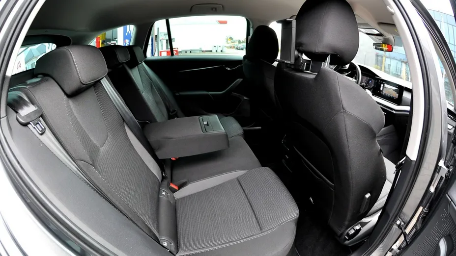 SKODA Octavia -