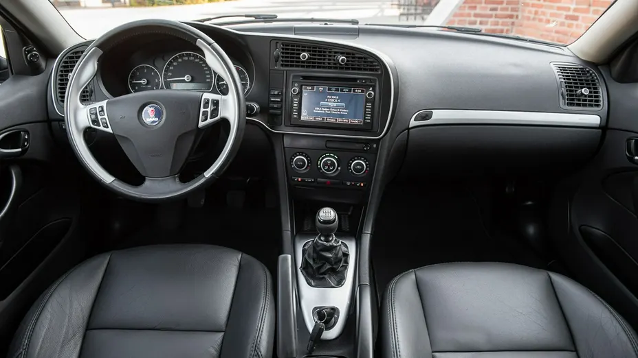 SAAB 9-3 -
