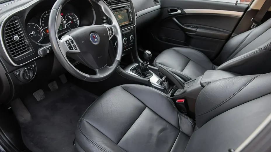 SAAB 9-3 -