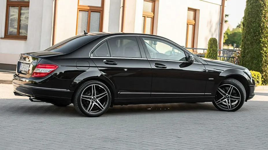 MERCEDES-BENZ C Klasa -