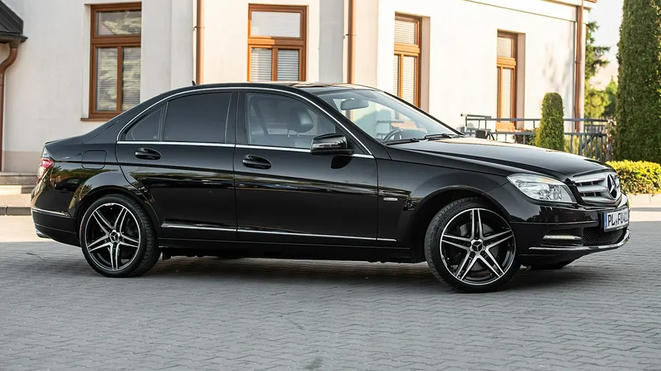 MERCEDES-BENZ C Klasa -