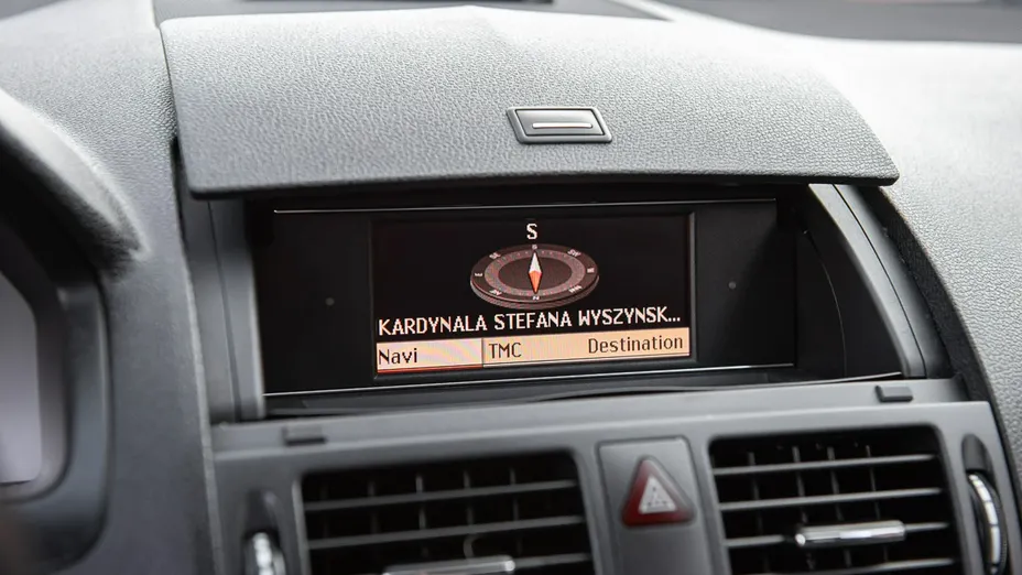 MERCEDES-BENZ C Klasa -