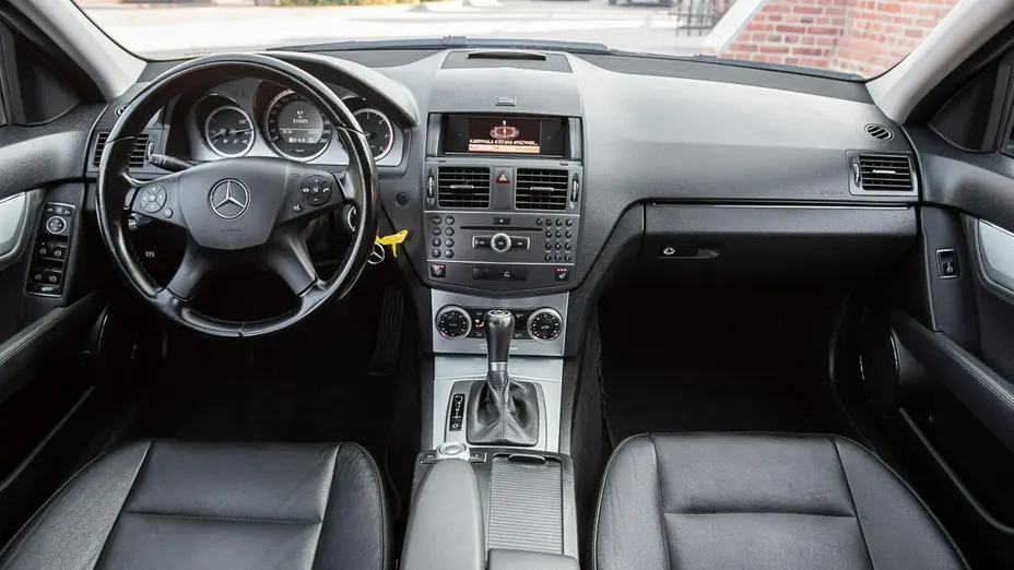 MERCEDES-BENZ C Klasa -