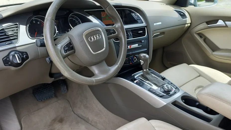 AUDI A5 -