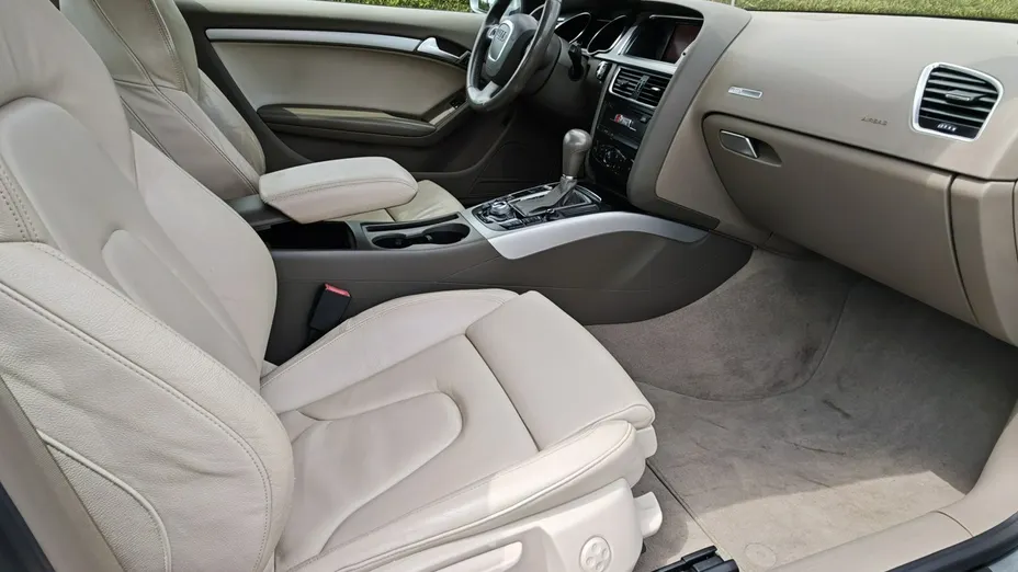 AUDI A5 -