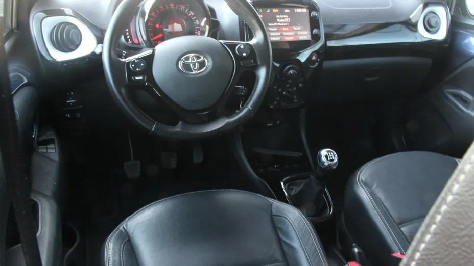 TOYOTA Aygo -
