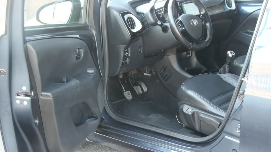 TOYOTA Aygo -