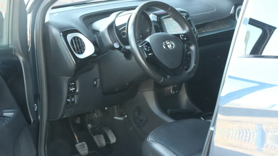 TOYOTA Aygo -