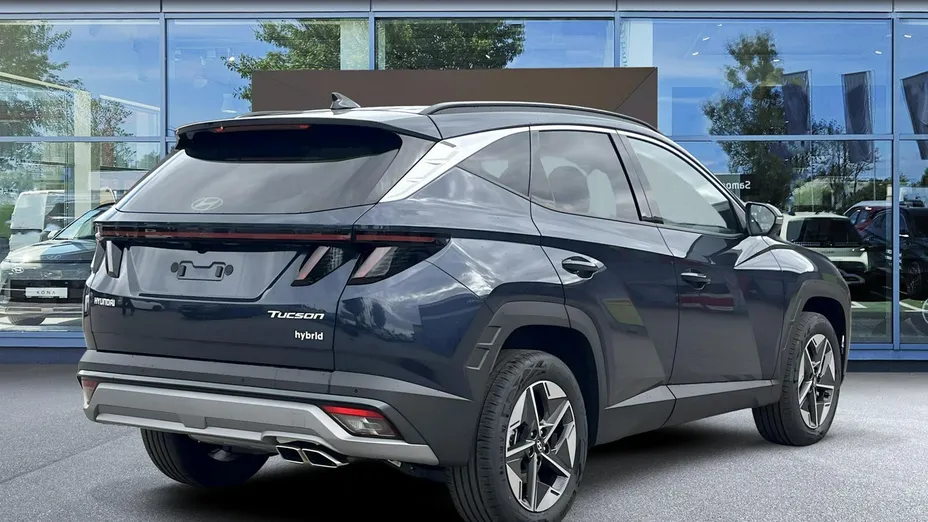 HYUNDAI Tucson -