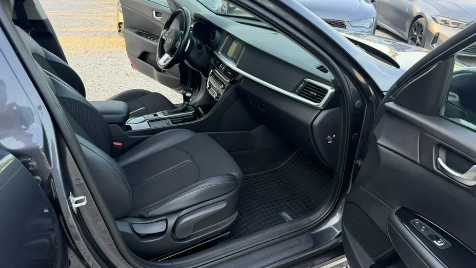 KIA Optima -