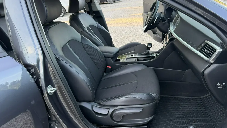 KIA Optima -
