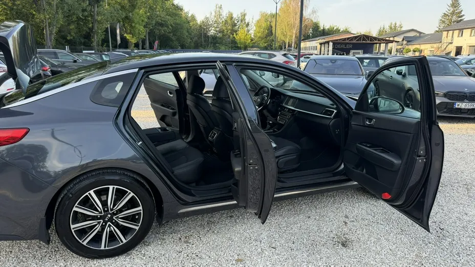 KIA Optima -