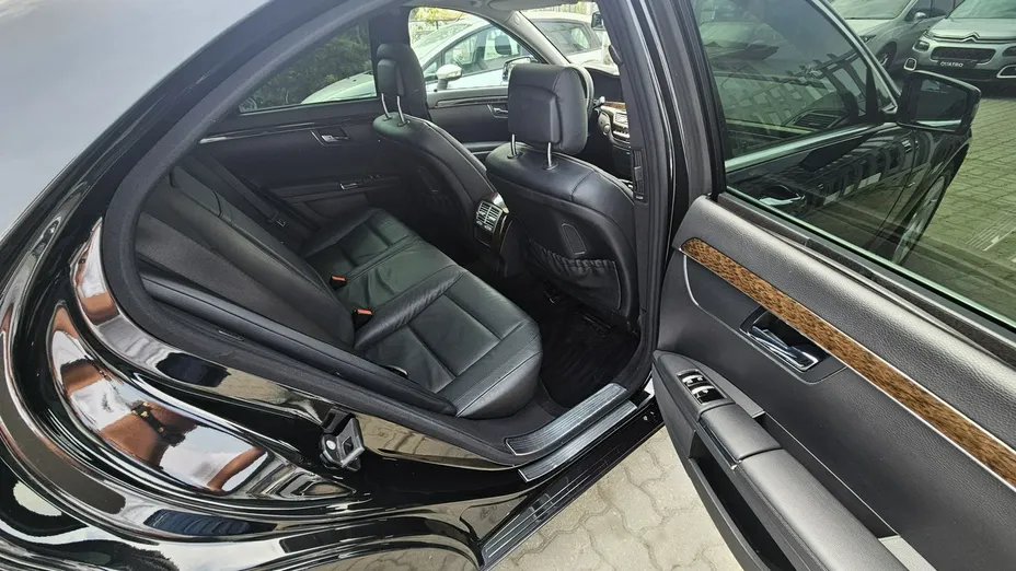 MERCEDES-BENZ S Klasa -