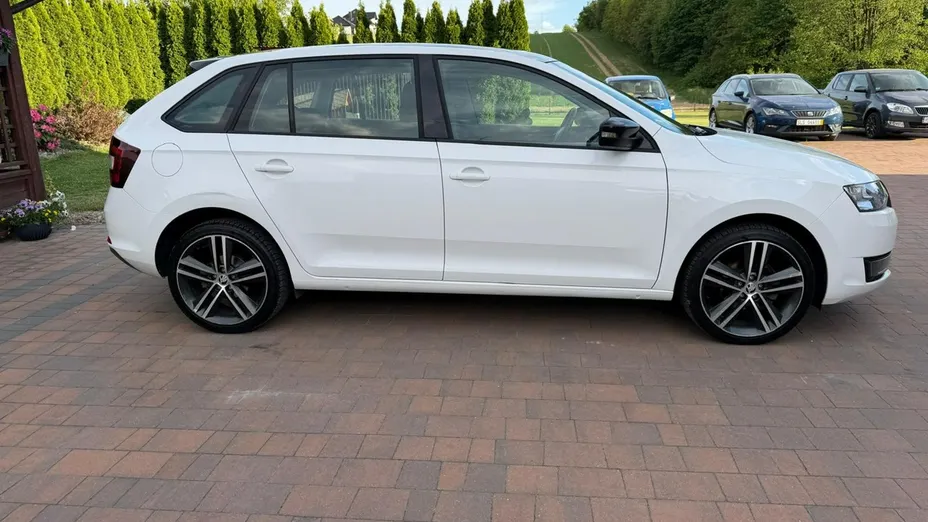 SKODA Rapid -