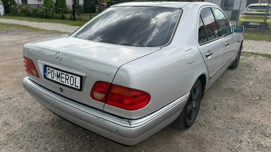 MERCEDES-BENZ E Klasa -