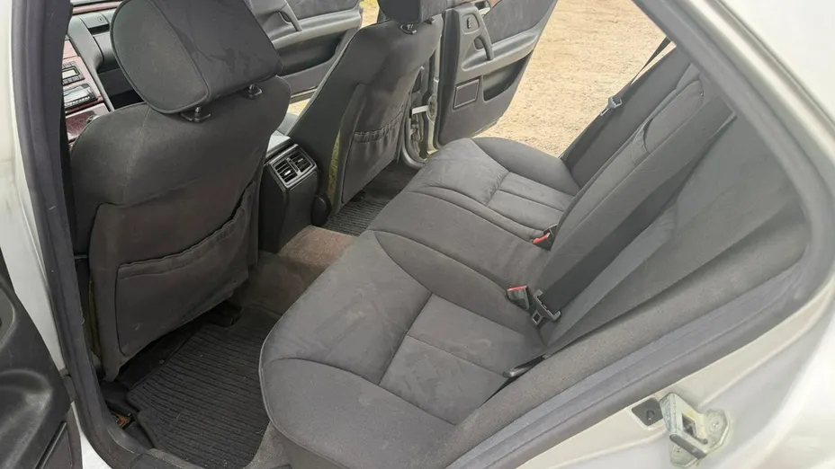 MERCEDES-BENZ E Klasa -