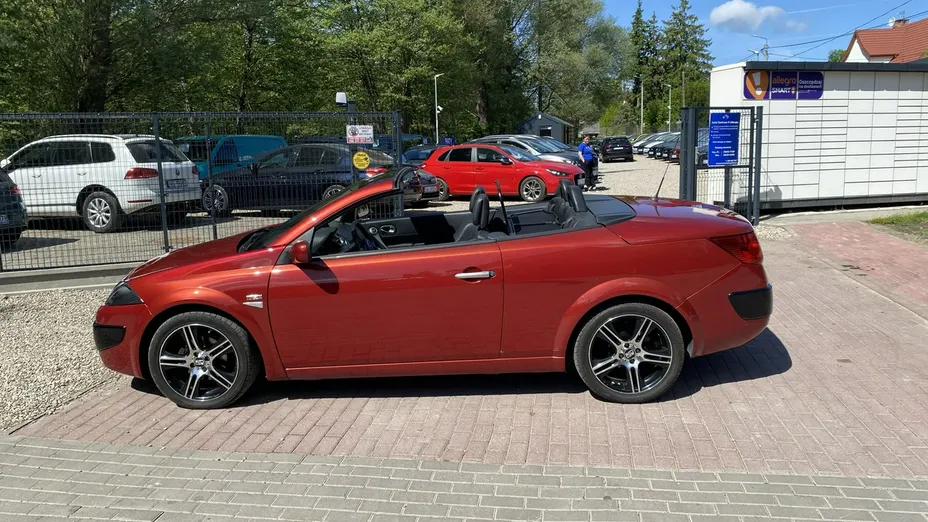 RENAULT Megane -