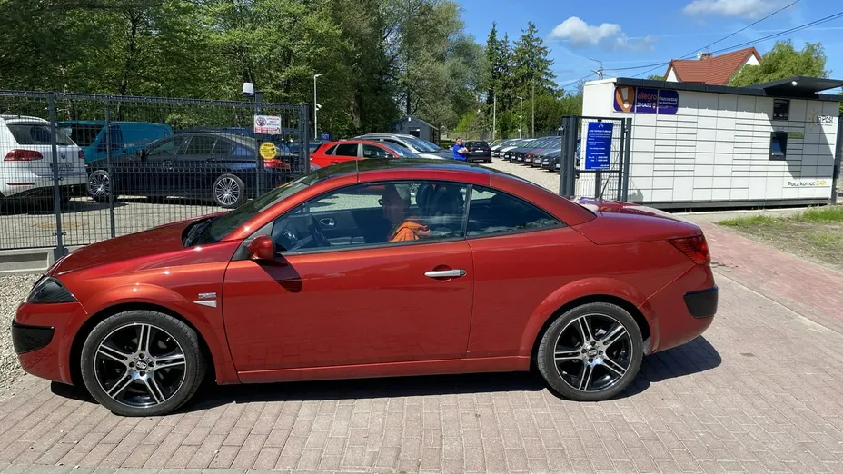 RENAULT Megane -