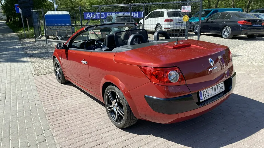 RENAULT Megane -
