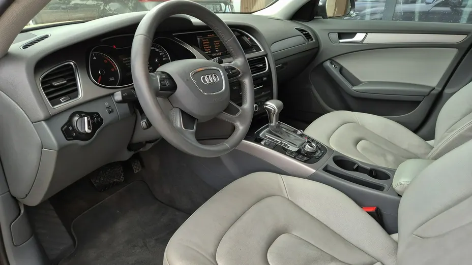 AUDI A4 Avant -