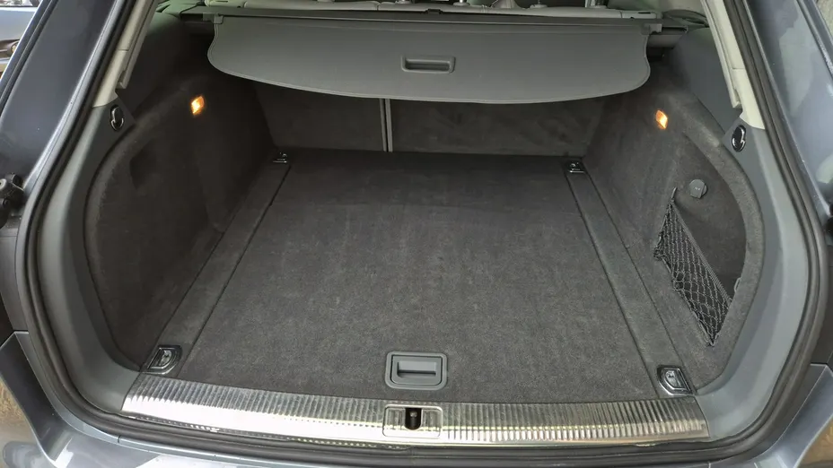 AUDI A4 Avant -
