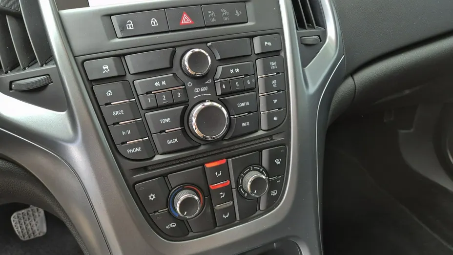 OPEL Astra -