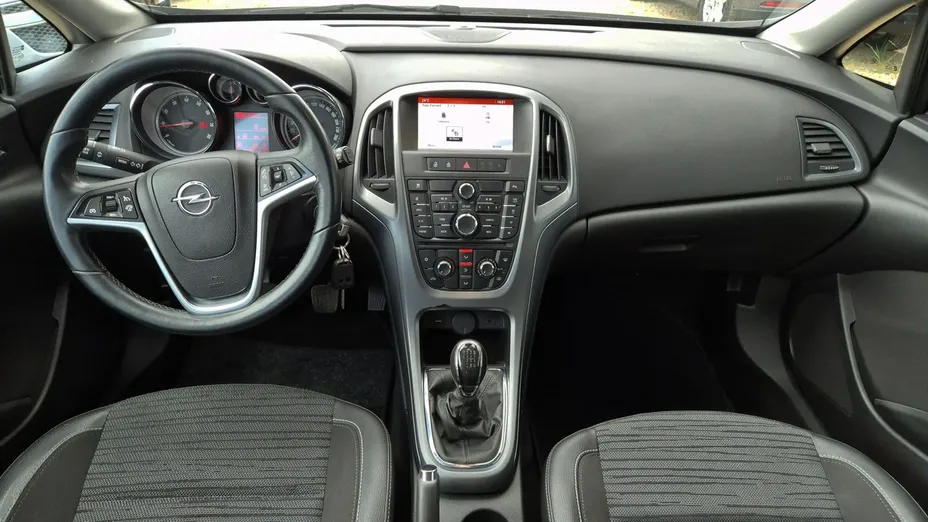 OPEL Astra -