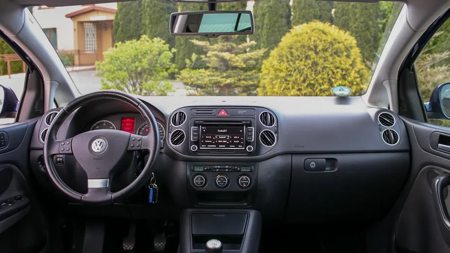 VOLKSWAGEN Golf Plus -