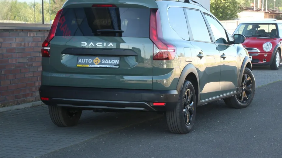 DACIA Jogger -