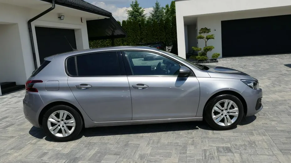 PEUGEOT 308 -