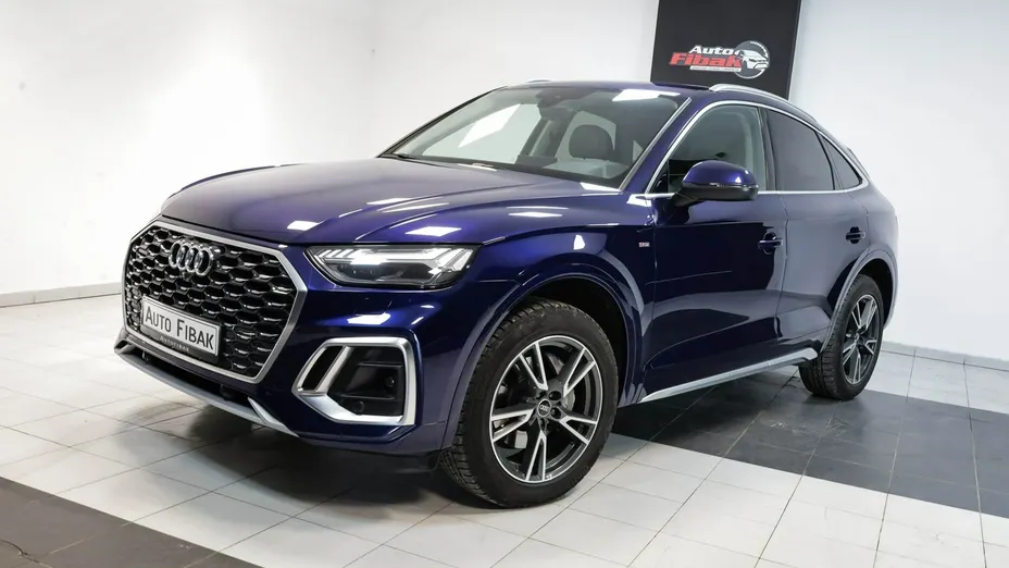 AUDI Q5 -