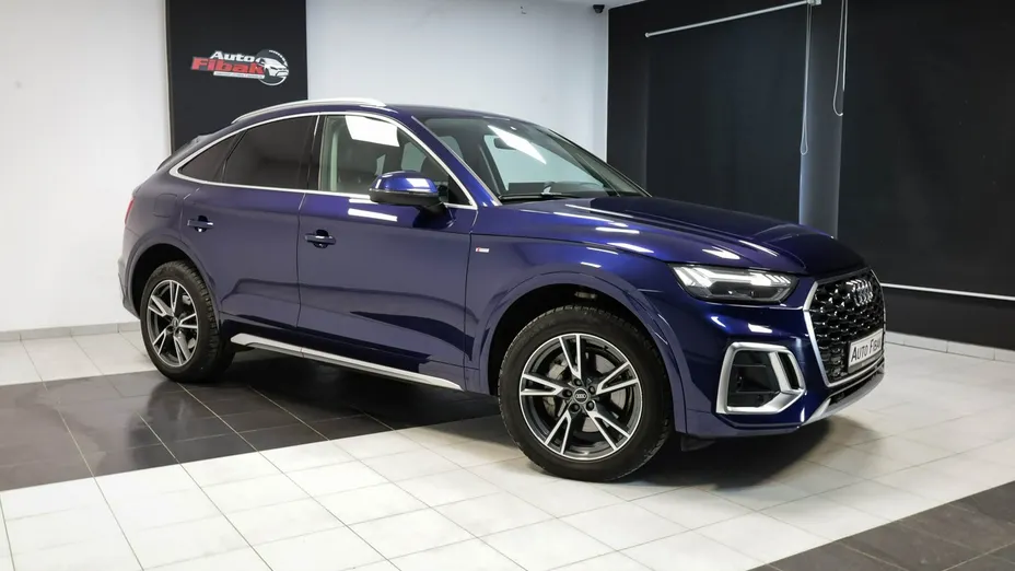 AUDI Q5 -