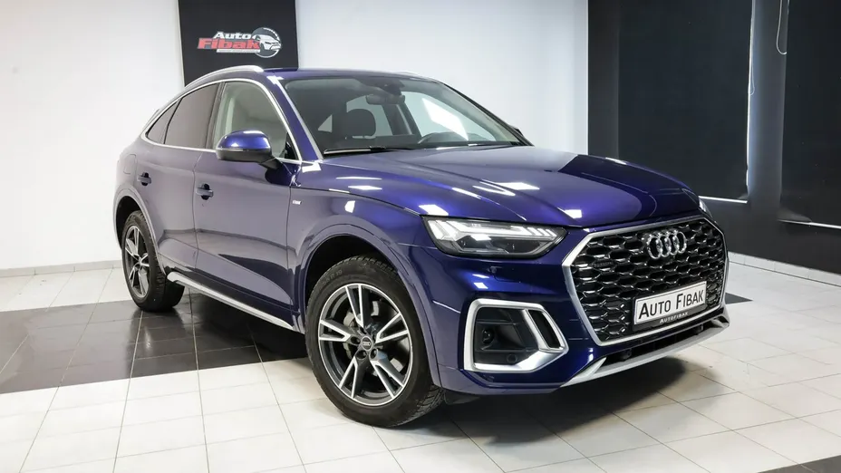 AUDI Q5 -