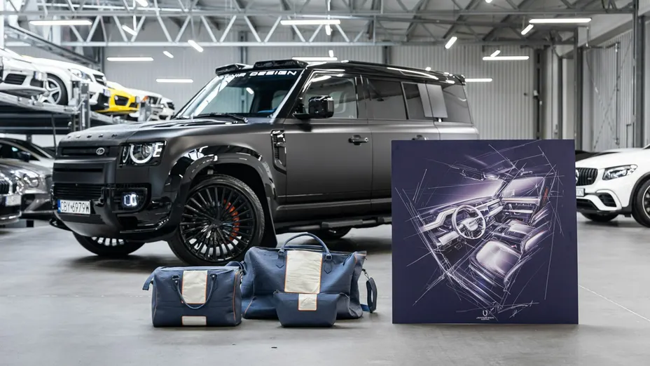 LAND ROVER Defender -