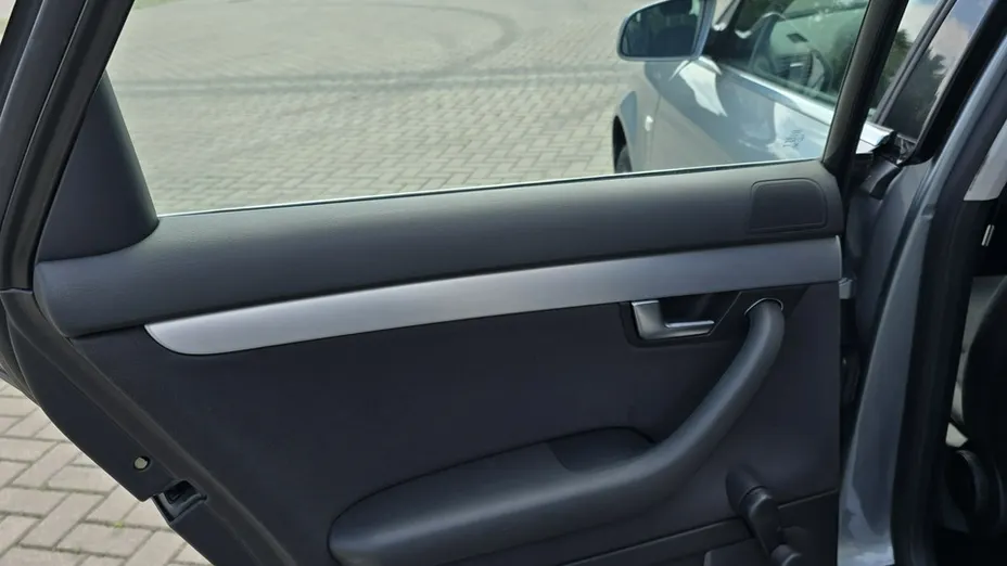 AUDI A4 Avant -