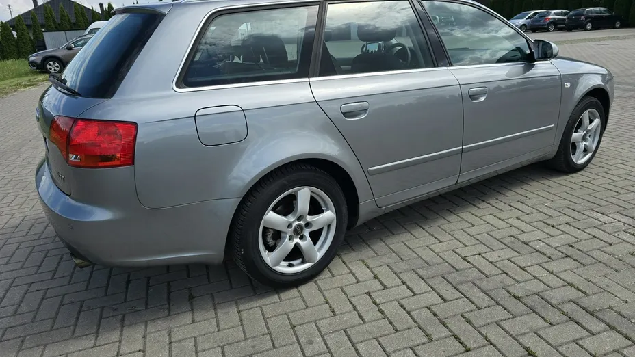 AUDI A4 Avant -