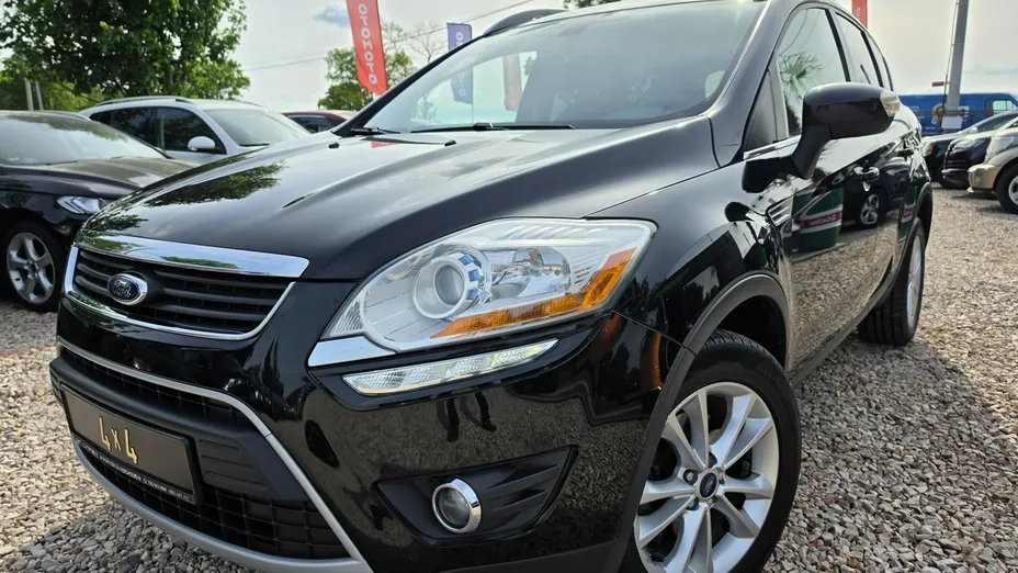 FORD Kuga -