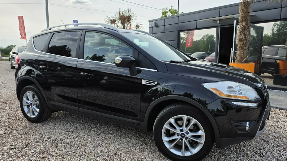 FORD Kuga -