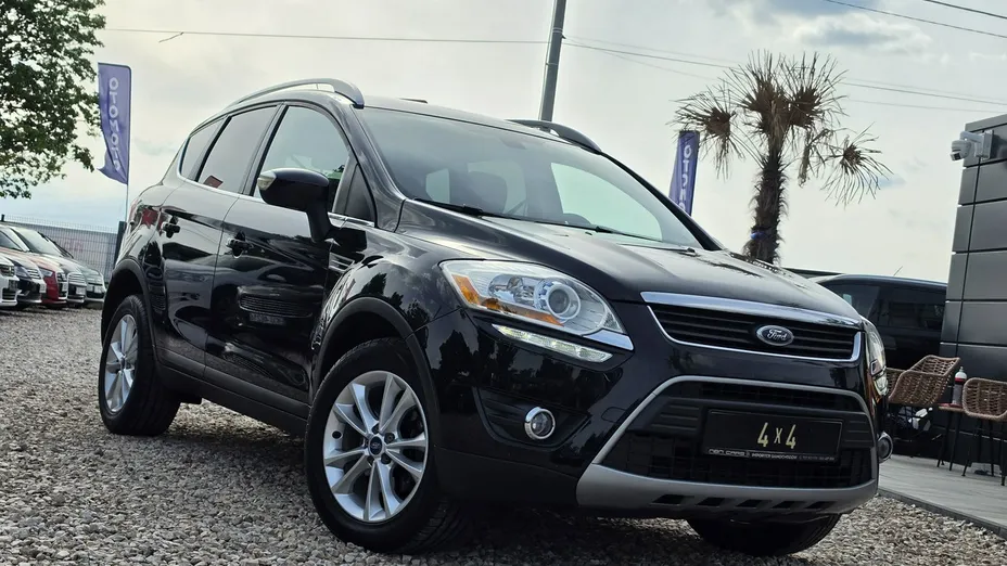 FORD Kuga -