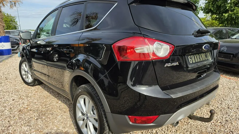 FORD Kuga -