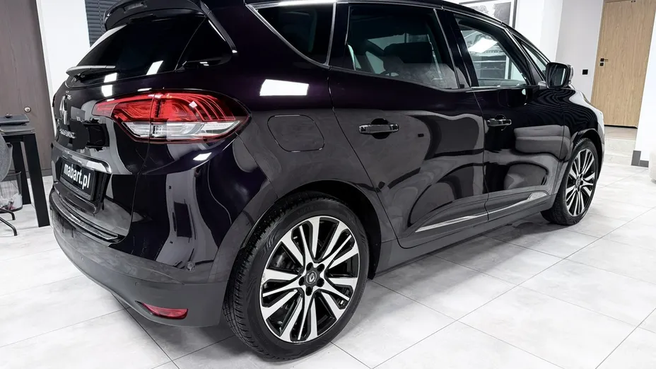 RENAULT Scenic -