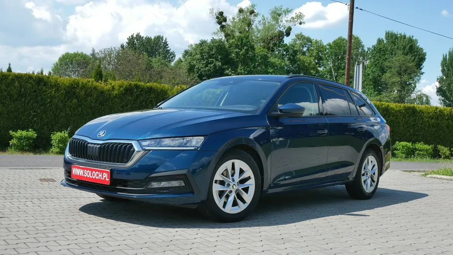 SKODA Octavia -