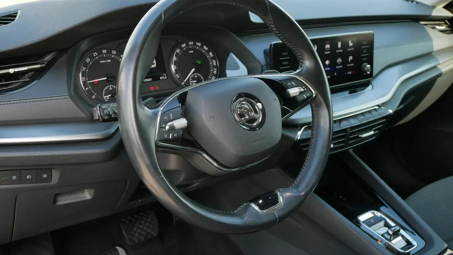 SKODA Octavia -