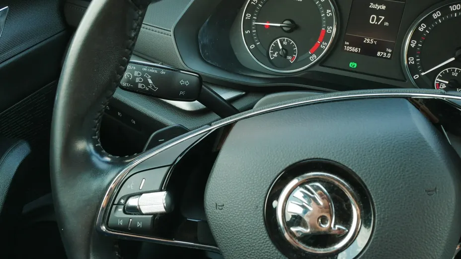 SKODA Octavia -