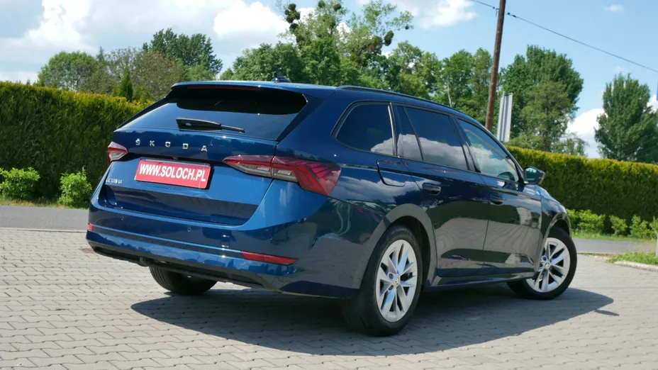 SKODA Octavia -