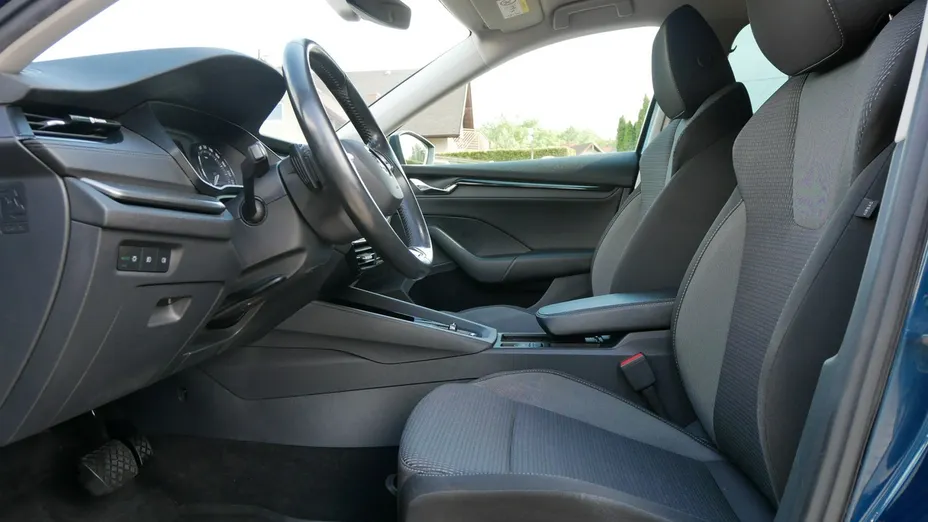 SKODA Octavia -